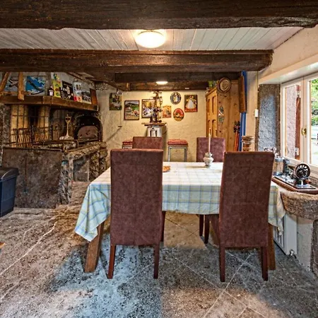 La Fermette Du Petit Ruisseau Hébergement de vacances